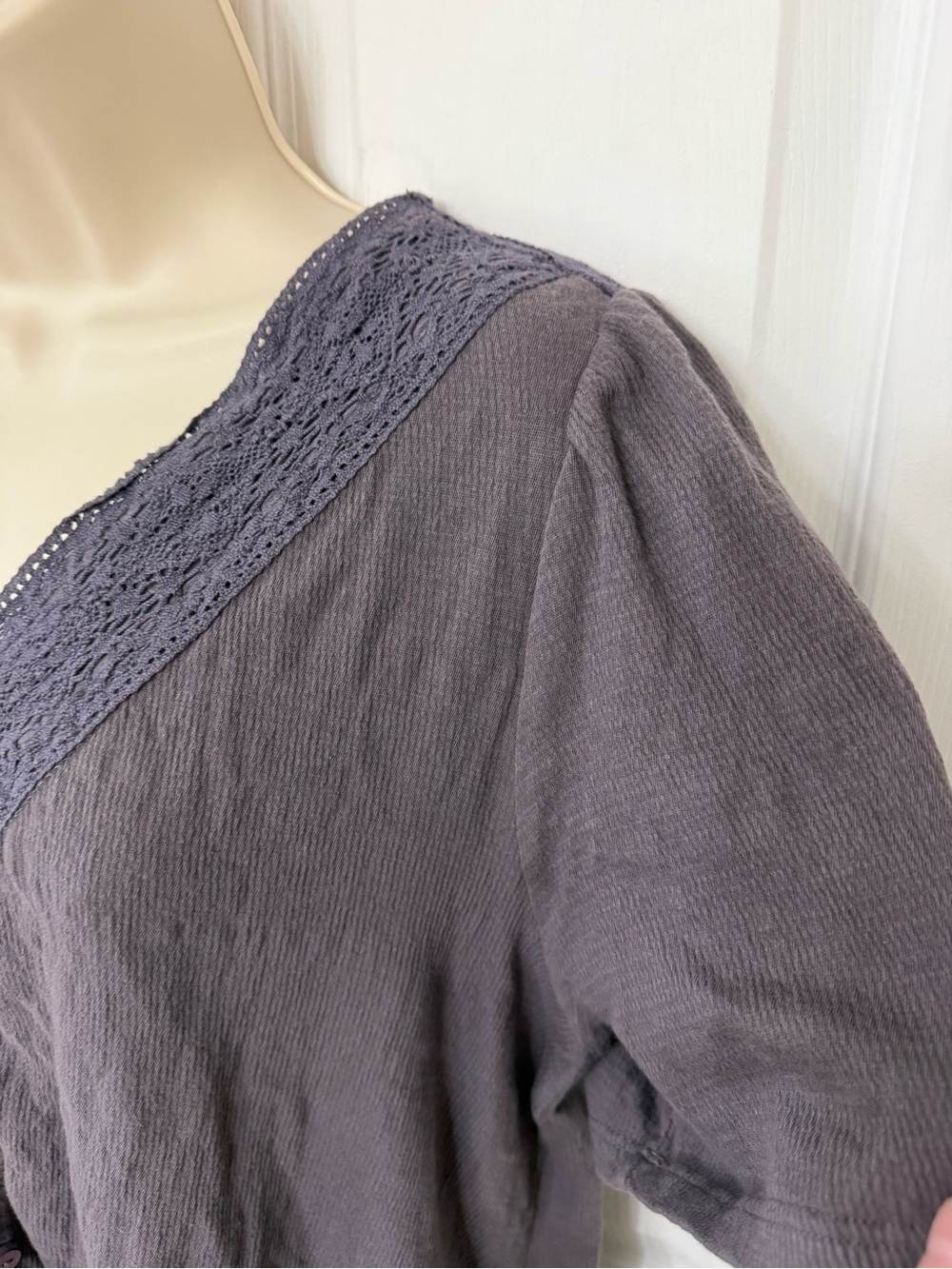 Lucky Brand Open Neck Lace Top Small Boho Gauze Button Front - Picture 7 of 12
